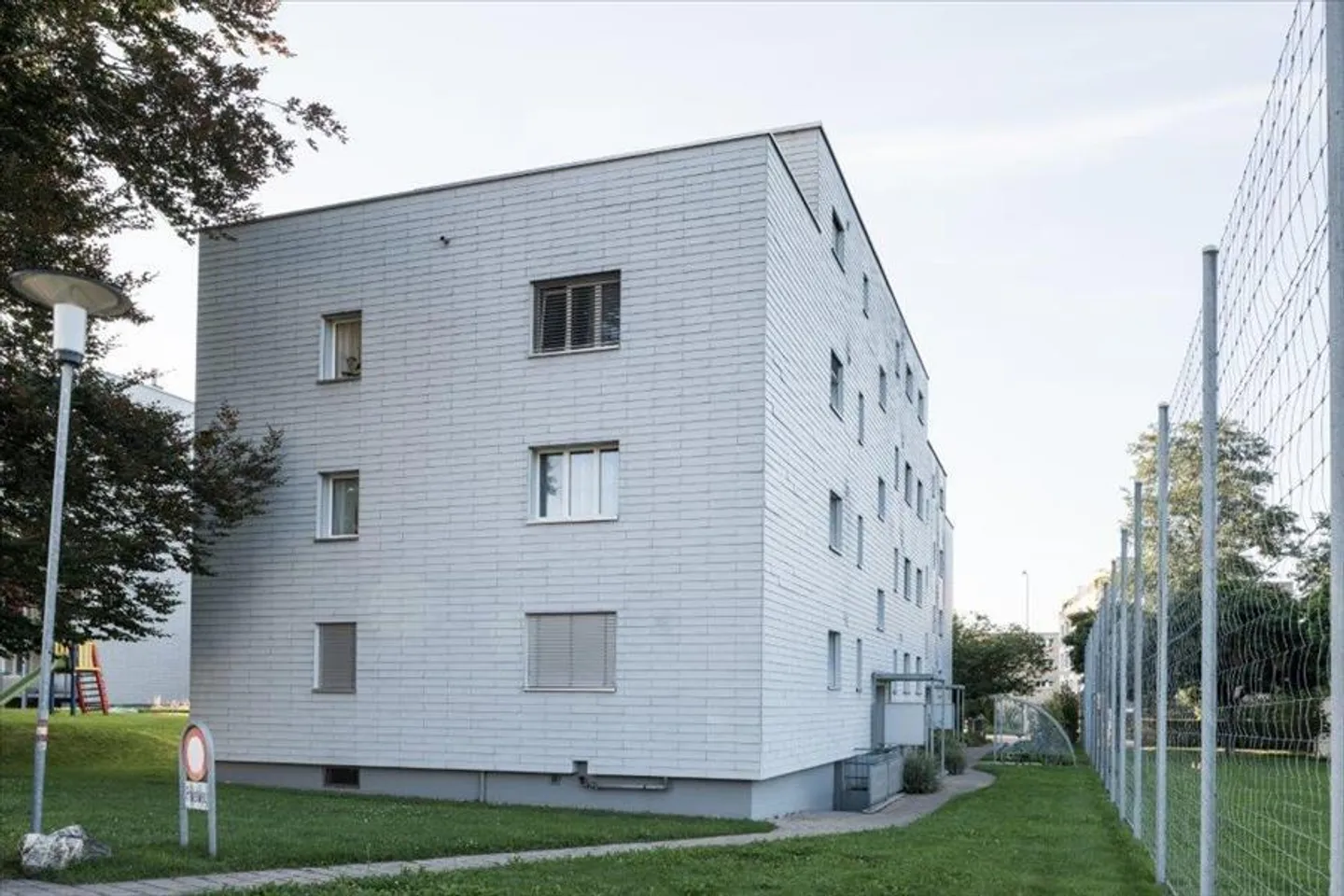 Outdoor parking space for rent! - Photo 1 of 1