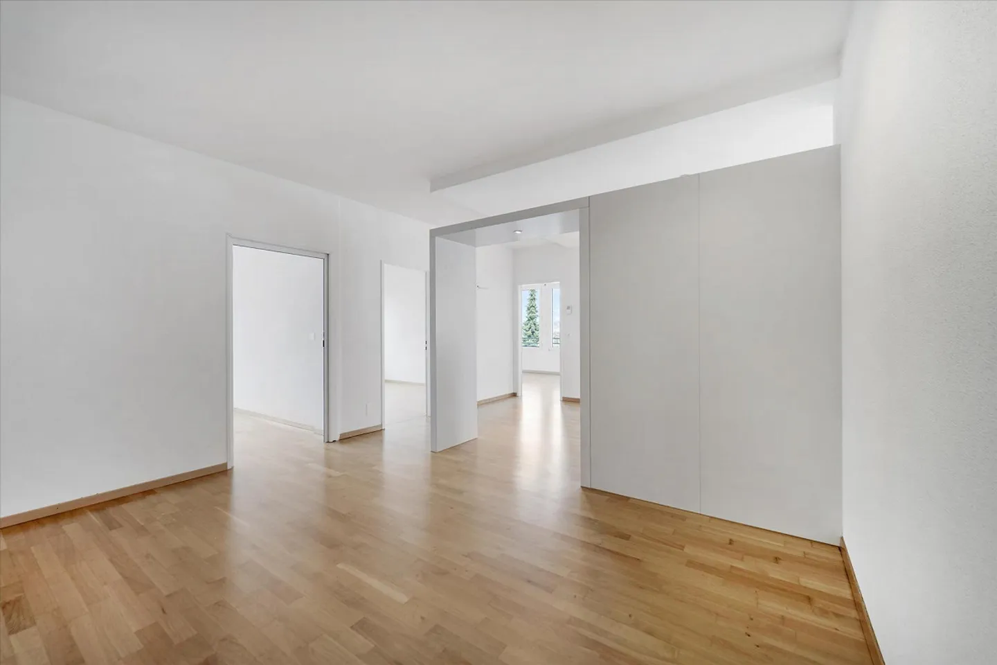 Idéal pour une grande famille ou un appartement partagé ! - Photo 8 sur 9