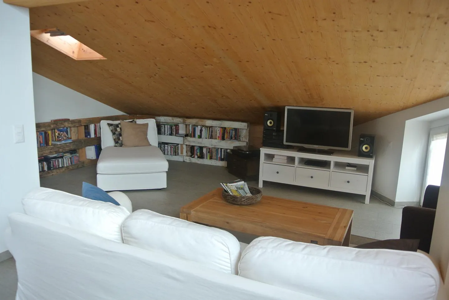 Manno - Attico 2.5 stanze spazioso e luminoso - Foto 3 di 7