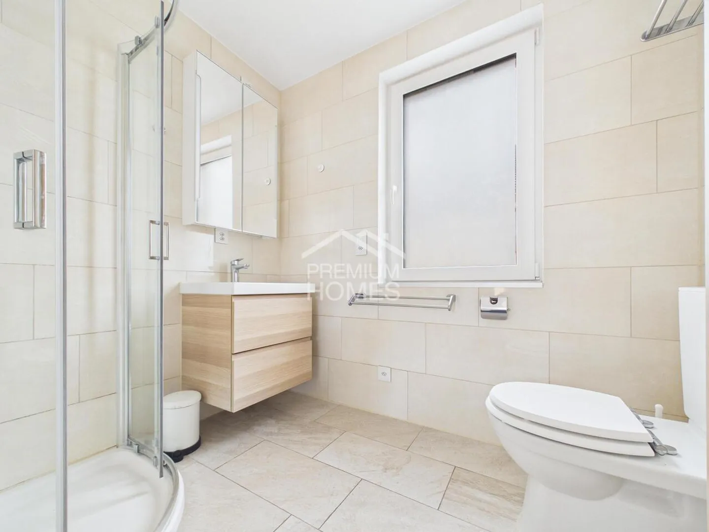 Oasi abitativa indipendente nel cuore di Sirnach - Foto 5 di 13