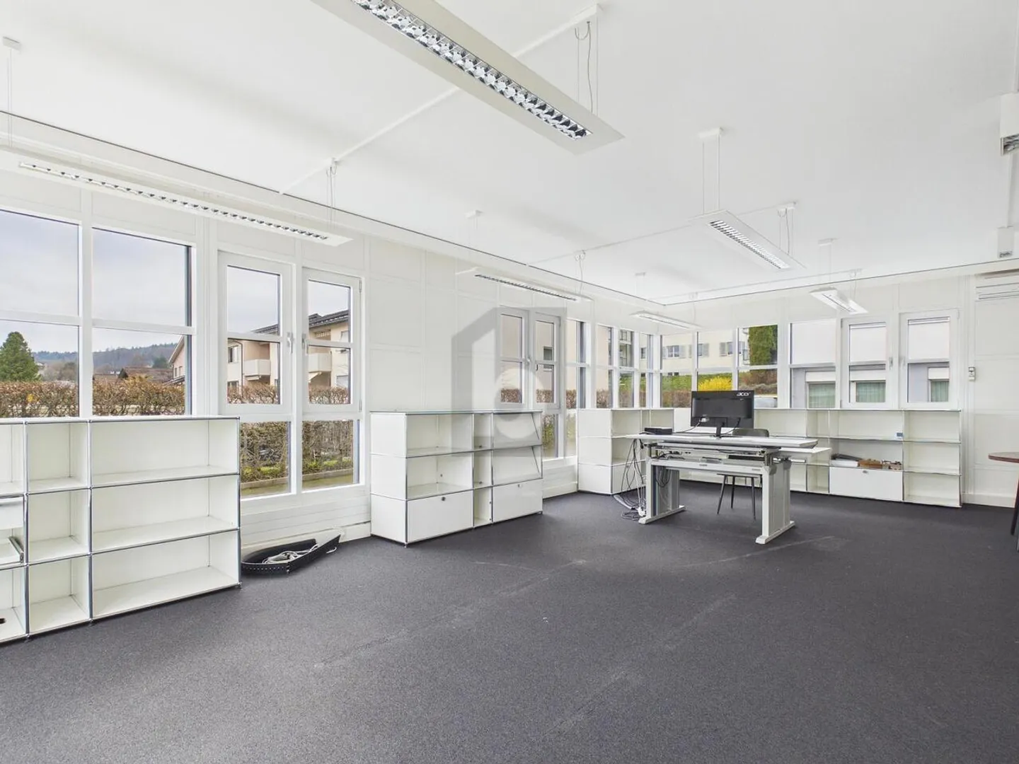 Modernes Büro in Uznach - Foto 2 von 6