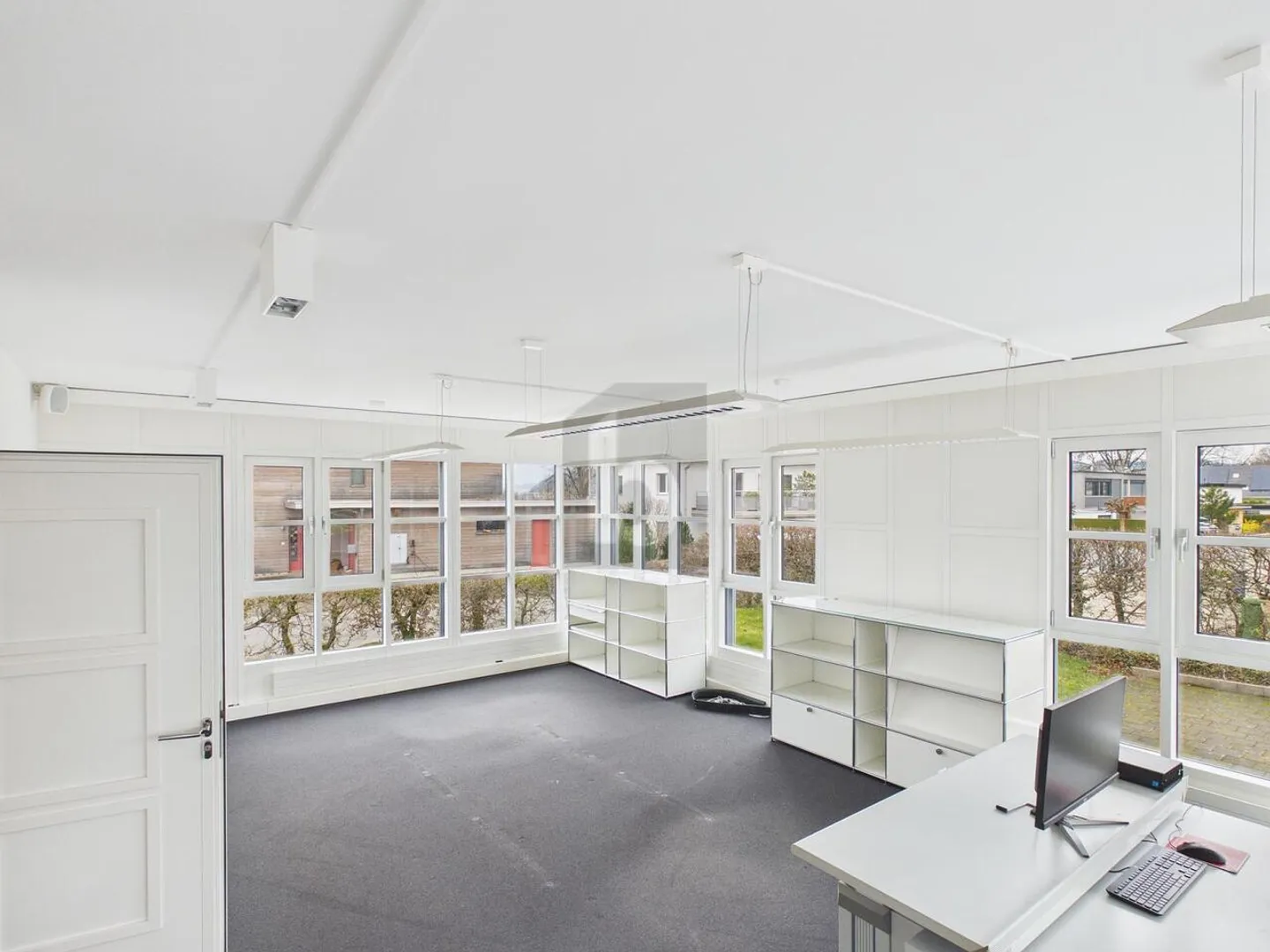 Modernes Büro in Uznach - Foto 4 von 6