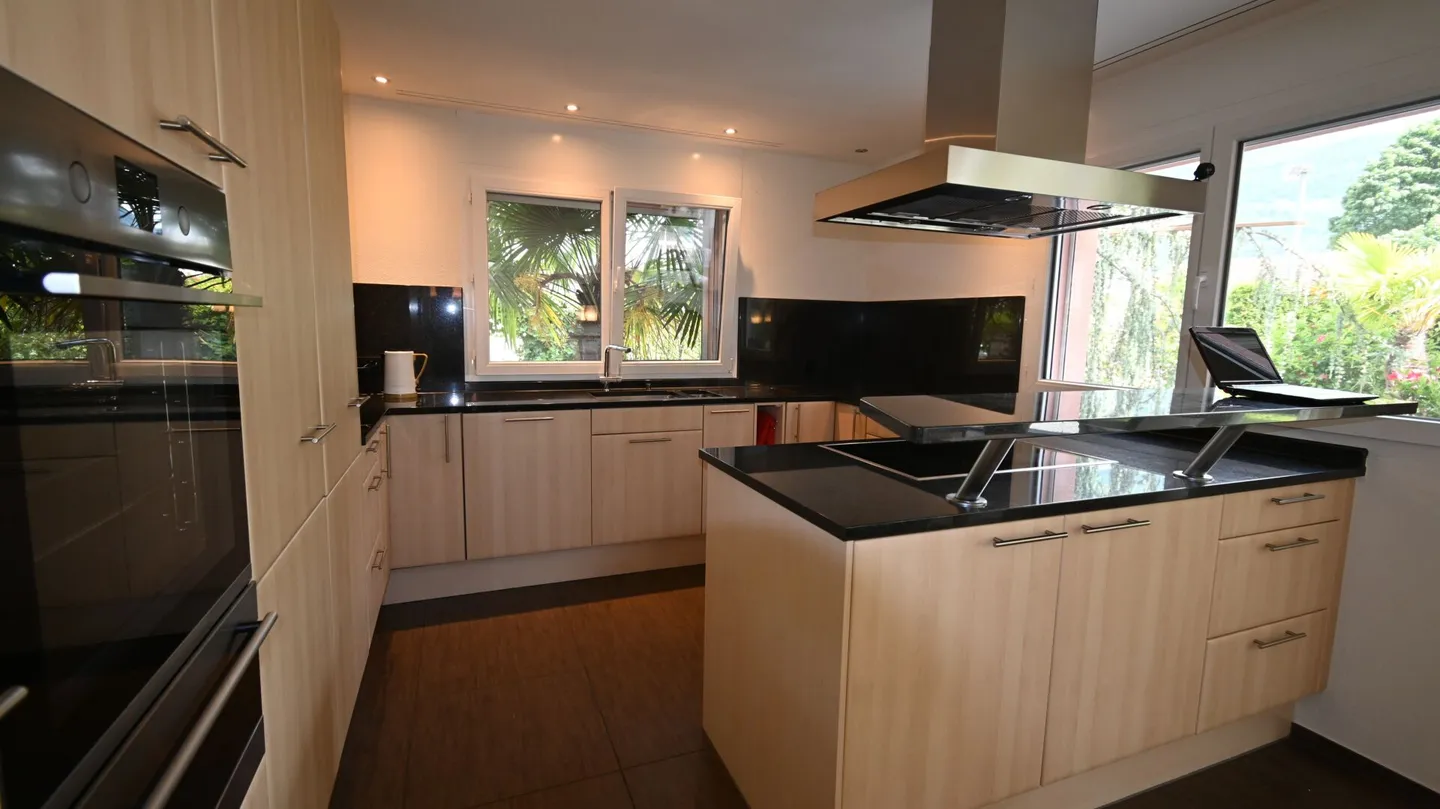 Vivere con la sensazione di vacanza in una casa unifamiliare nuova e ben tenuta nella migliore posizione - Foto 15 di 28