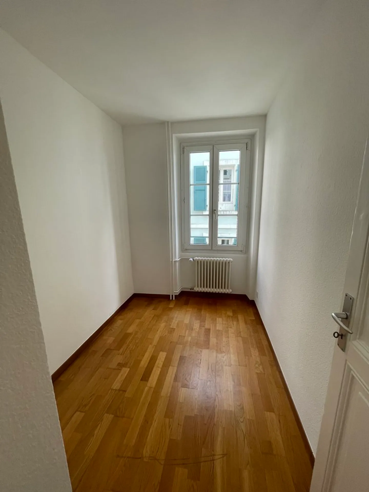 Charming Apartment in Quiet Area - Photo 6 of 8