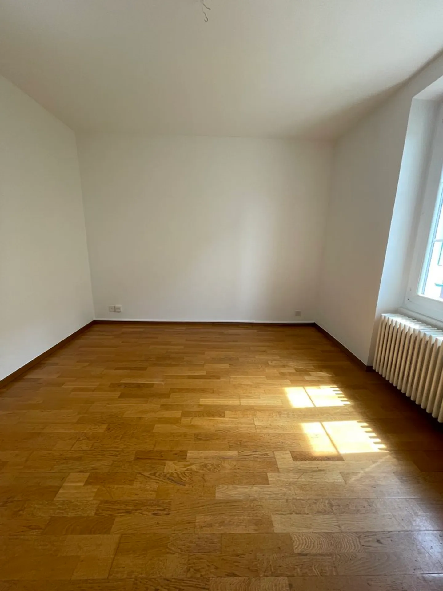 Charming Apartment in Quiet Area - Photo 7 of 8
