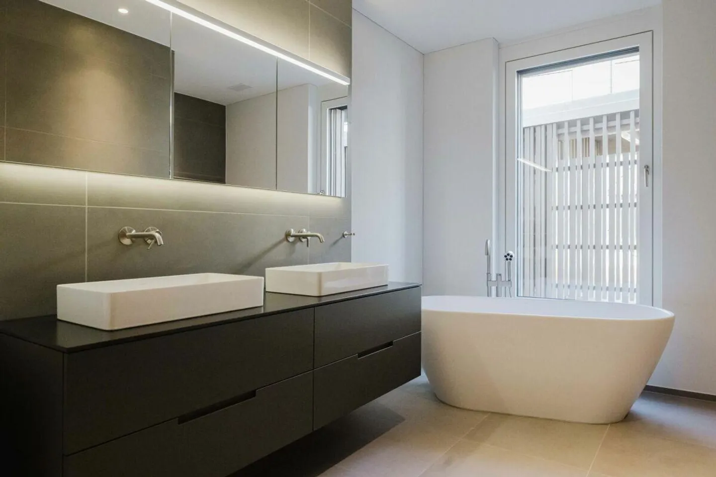 Appartement neuf prêt à emménager avec vue sur le lac - Photo 4 sur 10