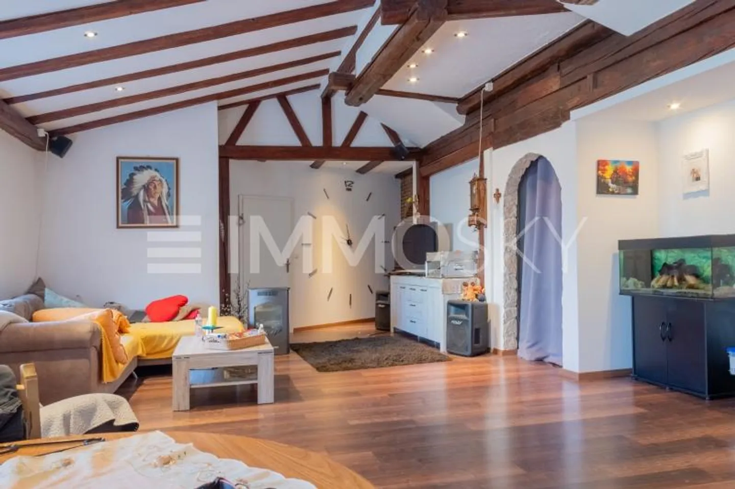 Mixed-use building for sale - Photo 6 of 8