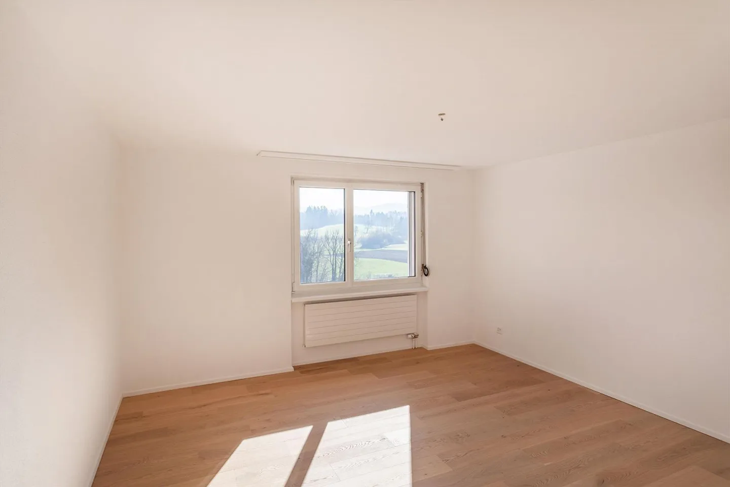 Modern Living Above the Rooftops - Photo 2 of 10