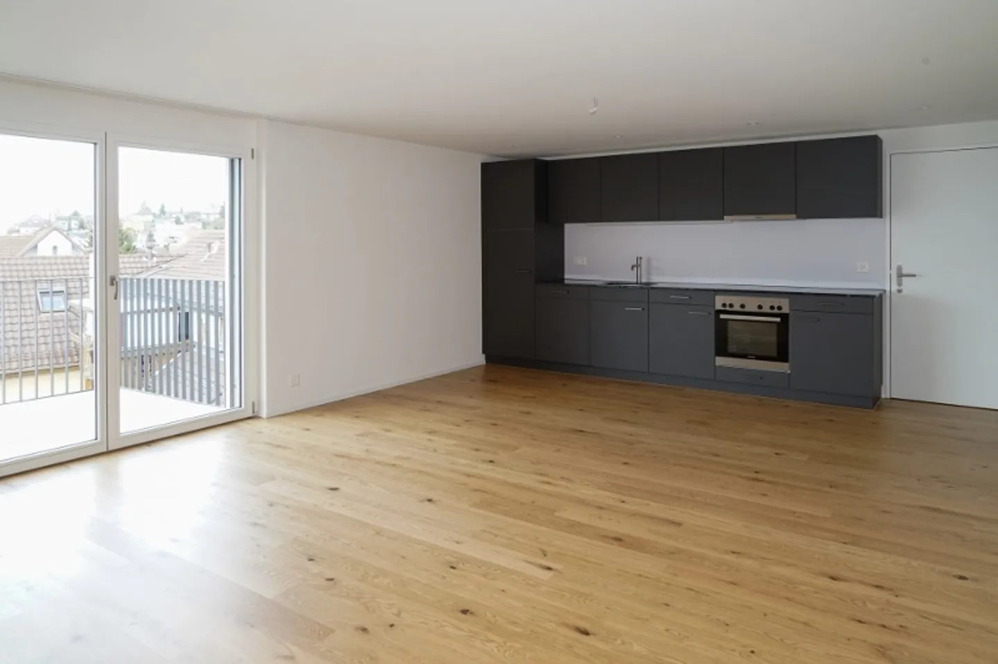 Modern Studio with Plenty of Space - Photo 1 of 9