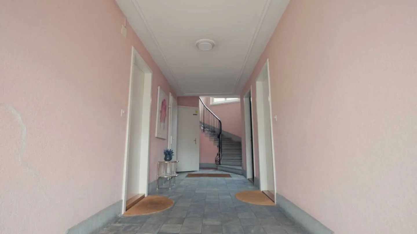 Multi-family house in Zurich-Hottingen with significant potential - Photo 7 of 13