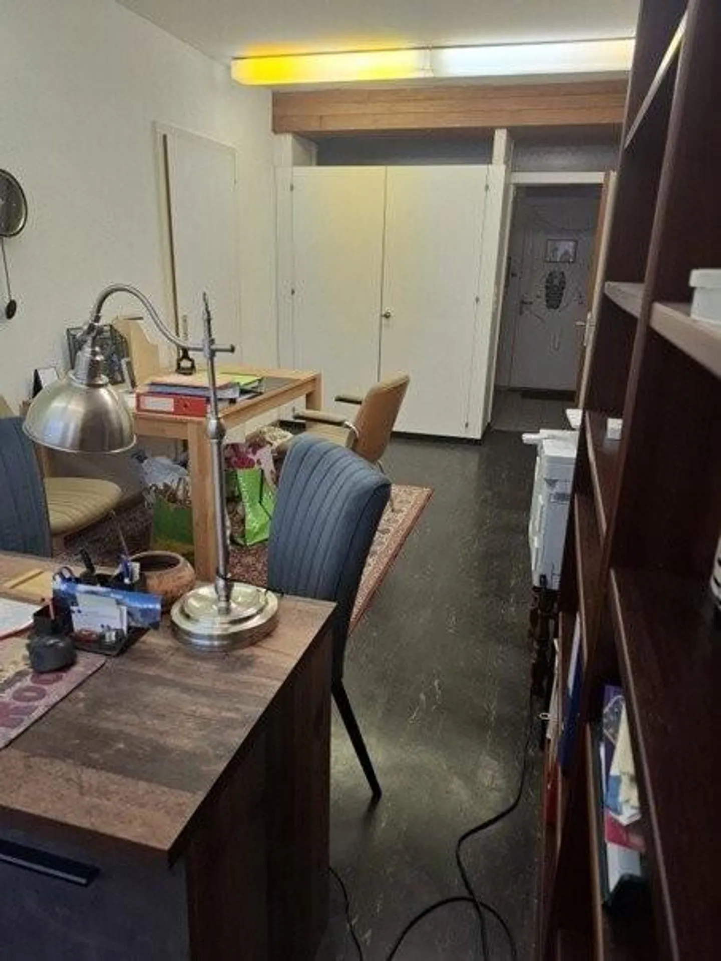 Office in the city center near the train station! - Photo 2 of 6