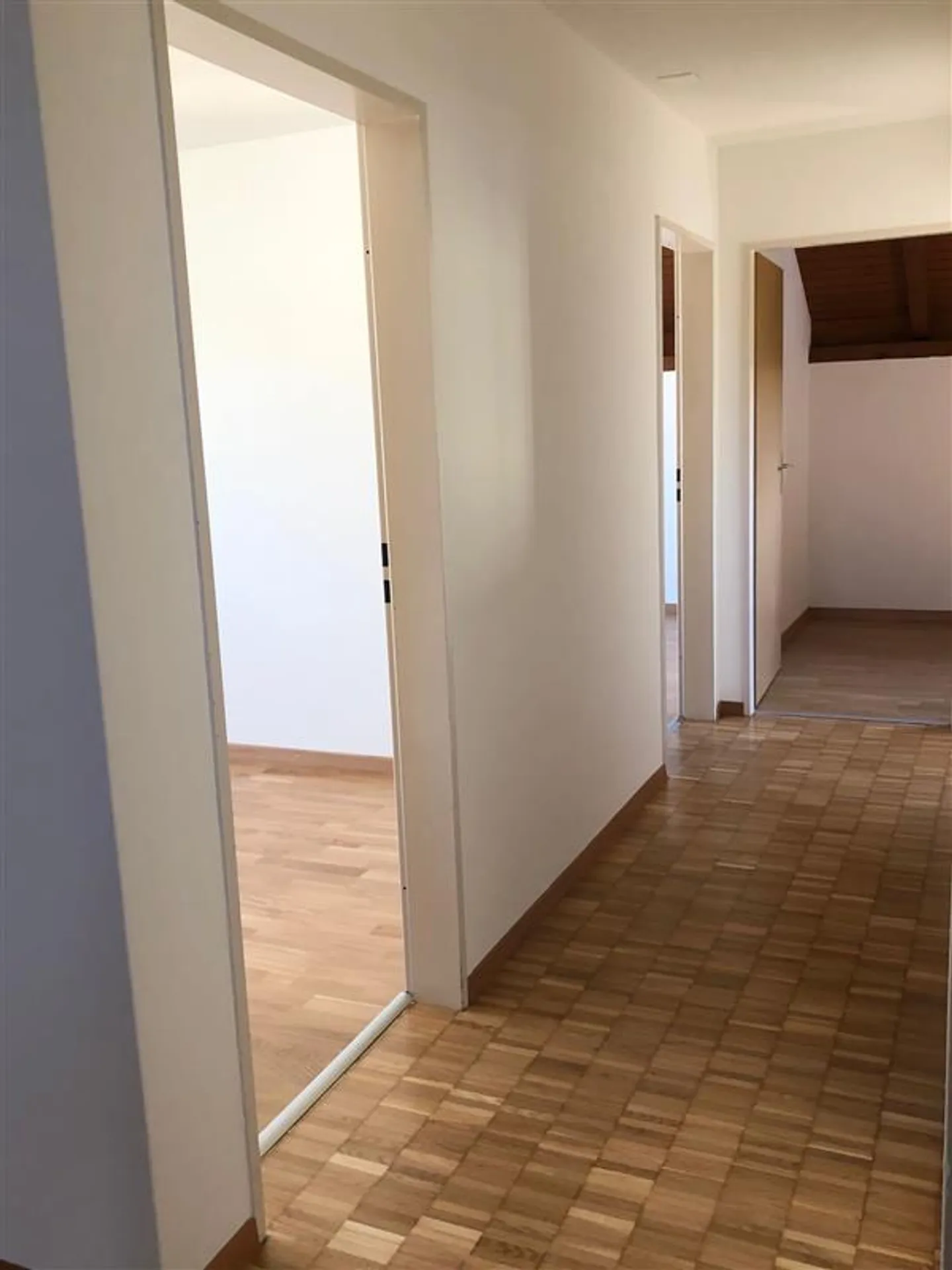 Zweistöckig, grosszügig, genau das was Sie suchen? - Foto 3 von 10
