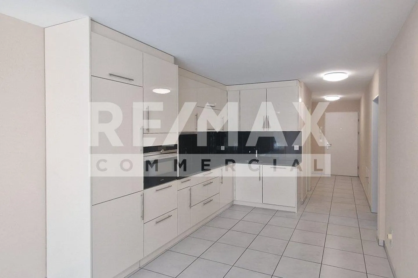 Gewerbefläche mit Gartenblick - Foto 8 von 13