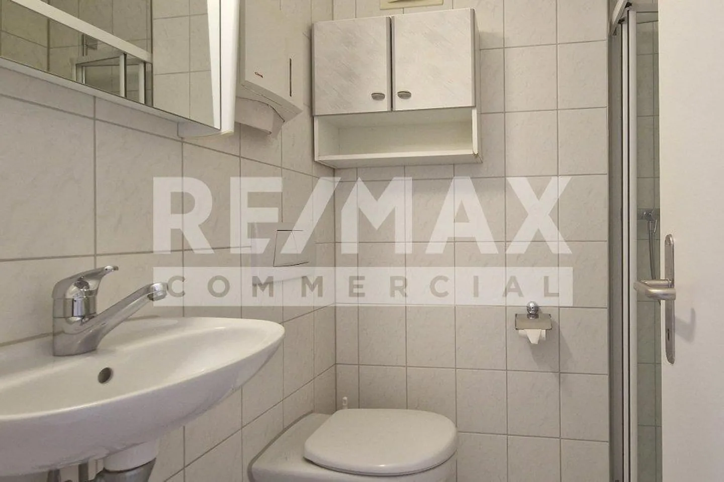 Gewerbefläche mit Gartenblick - Foto 11 von 13