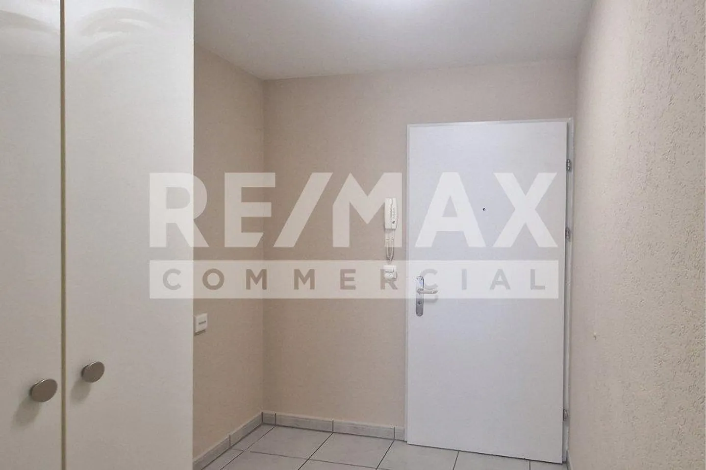 Gewerbefläche mit Gartenblick - Foto 13 von 13