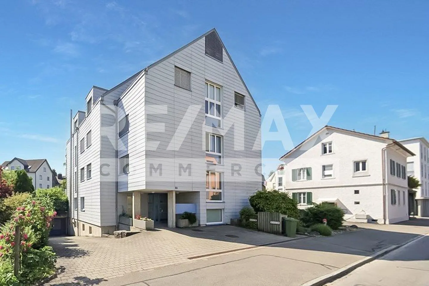 Gewerbefläche mit Gartenblick - Foto 1 von 13