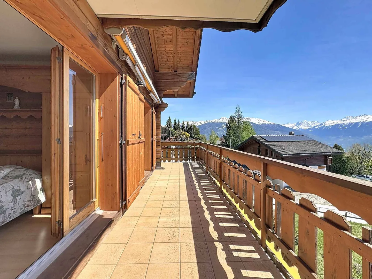 Coup de cœur: charming duplex with garden and panoramic view - Photo 10 of 13
