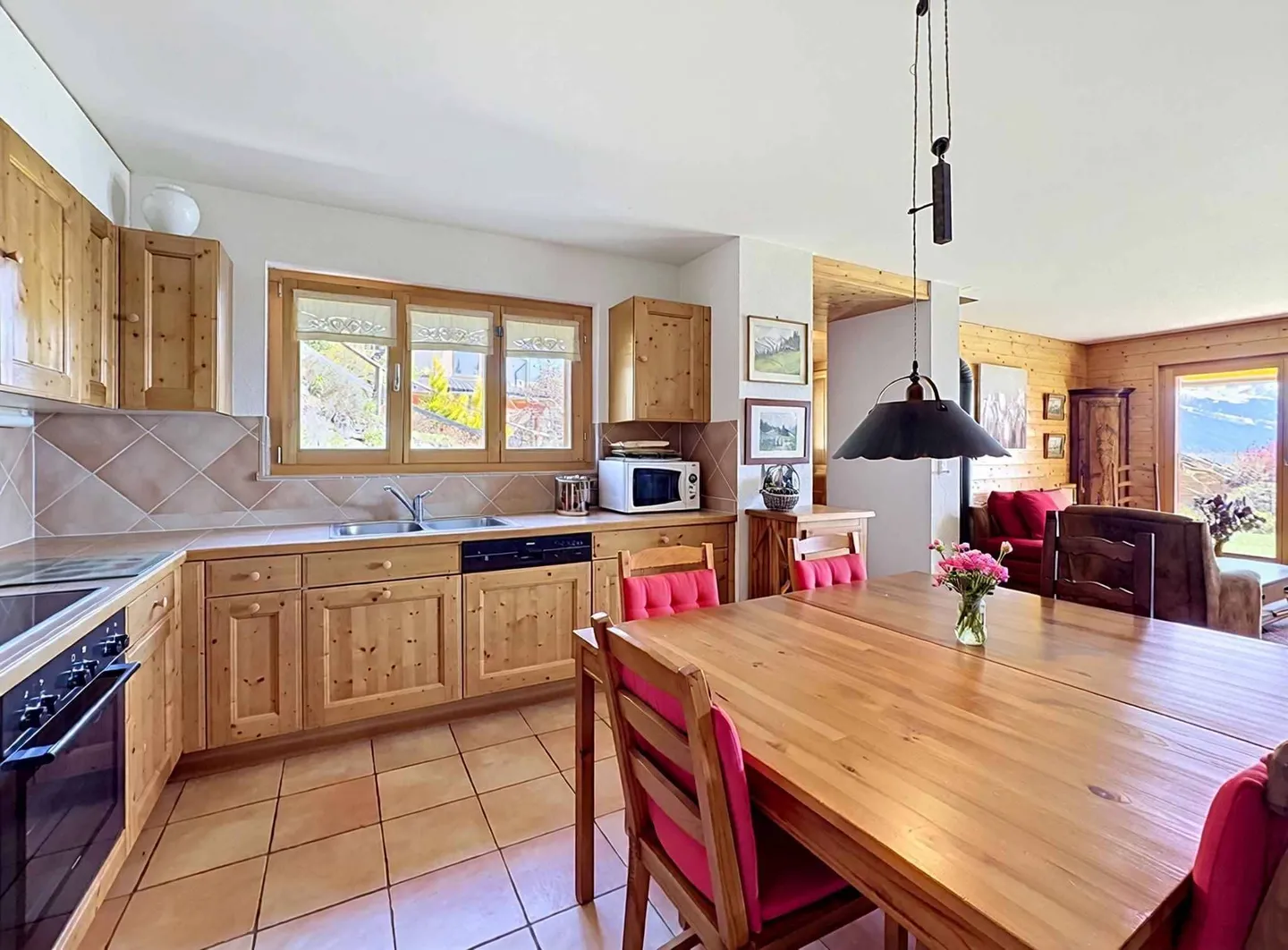 Coup de cœur: charming duplex with garden and panoramic view - Photo 3 of 13