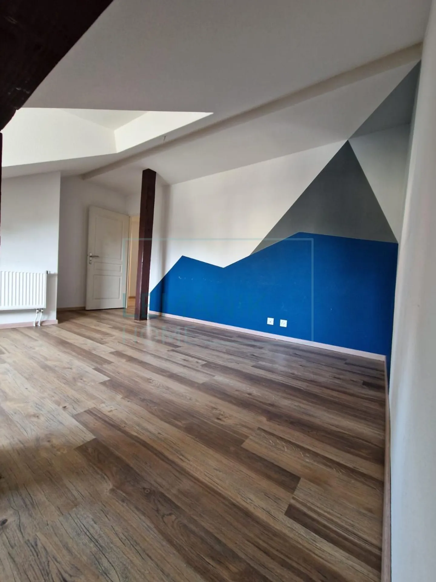 Appartement 4,5 pièces rénové - Photo 2 sur 3