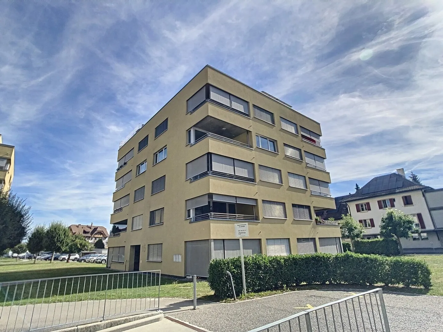 SEHR SCHÖNE 2.5-Zimmer-Wohnung - Foto 3 von 3