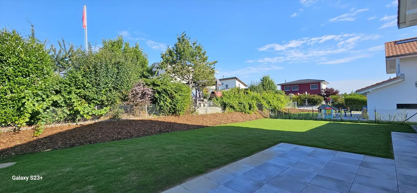 Maison individuelle spacieuse et neuve avec 5,5 pièces - Photo 5 sur 13