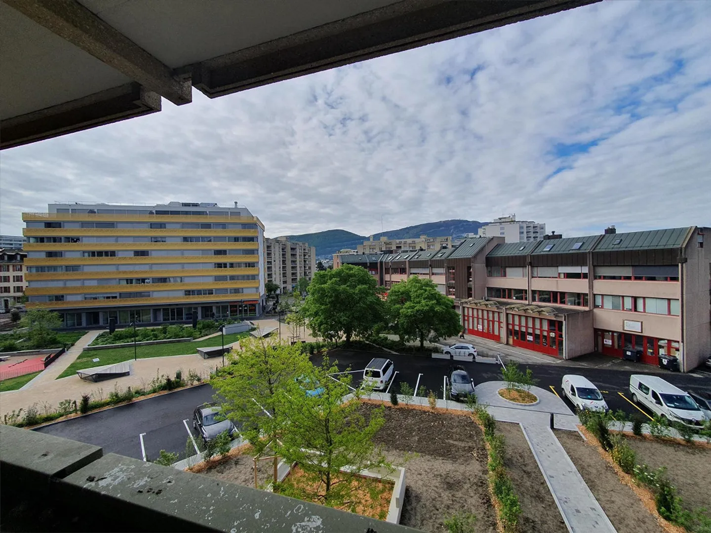 Espace de bureau près de Chêne-Bourg - Photo 9 sur 10