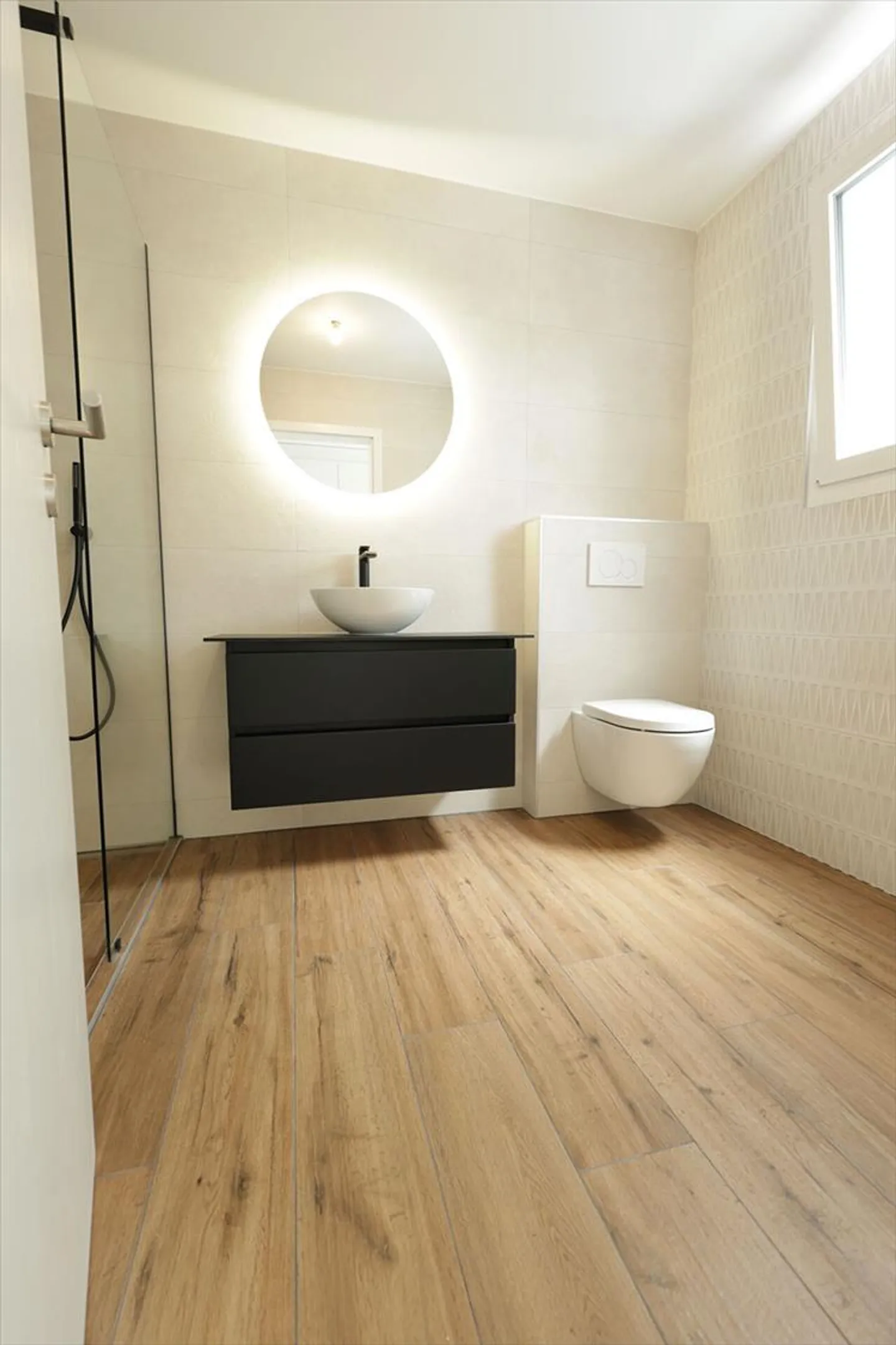 Maison individuelle spacieuse et neuve avec 5,5 pièces - Photo 8 sur 13