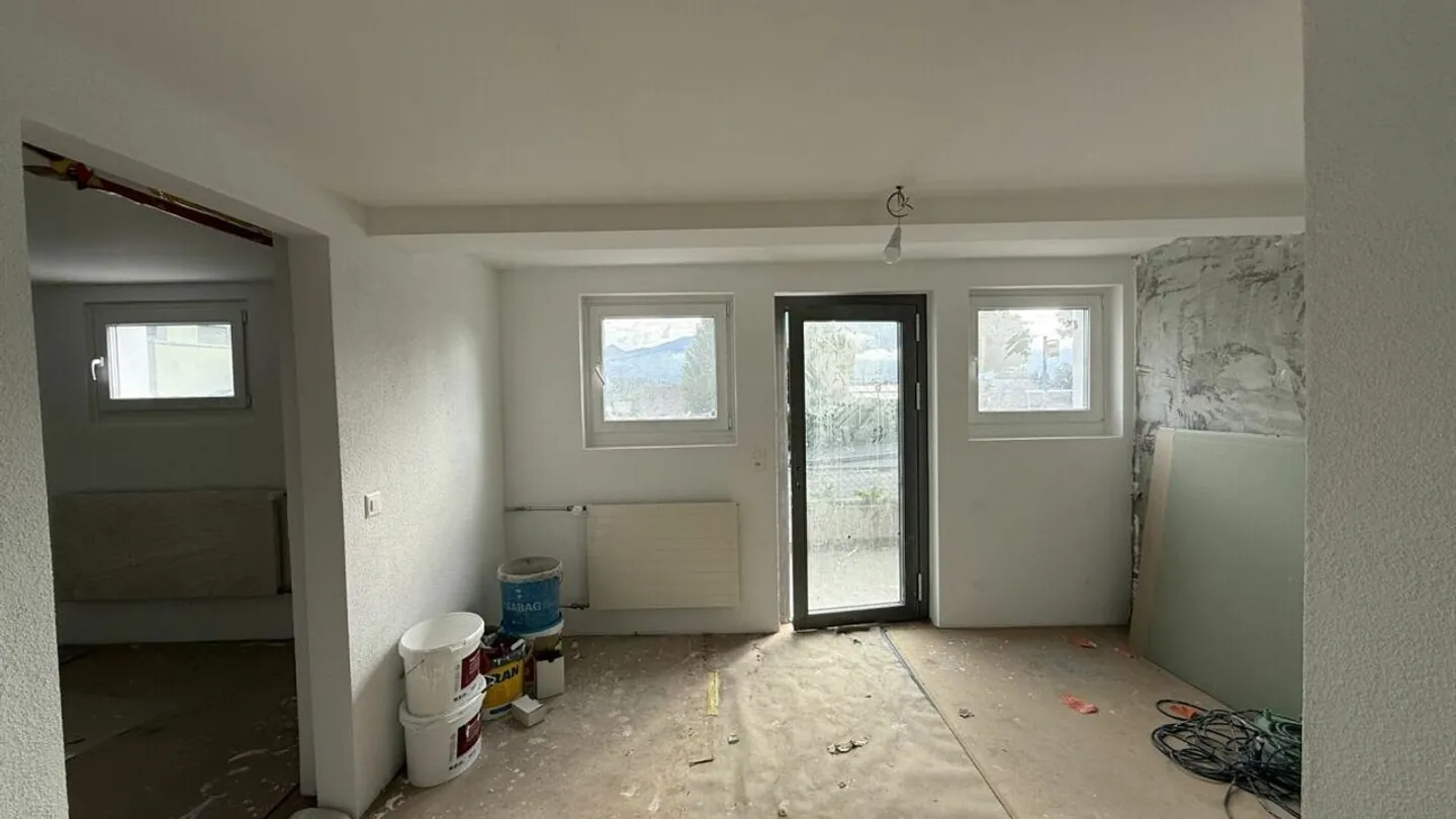 Frisch renovierte 2.5-Zimmer-Wohnung im Einfamilienhaus in Spiez - Foto 5 von 9