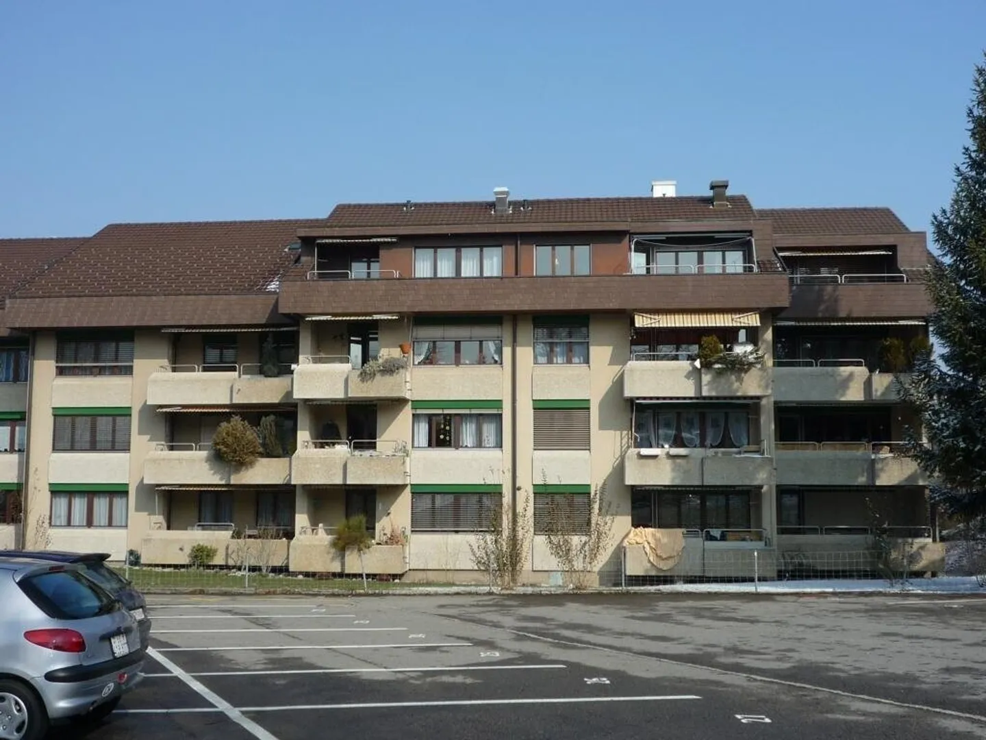 Apartment for rent - Photo 1 of 2