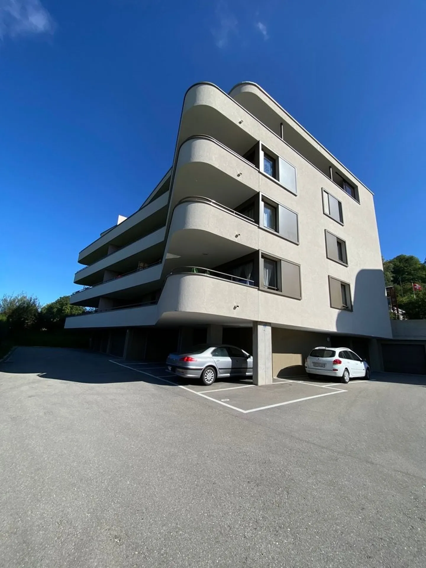 4,5-Zimmer-Wohnung im 1. Stock - Foto 1 von 4