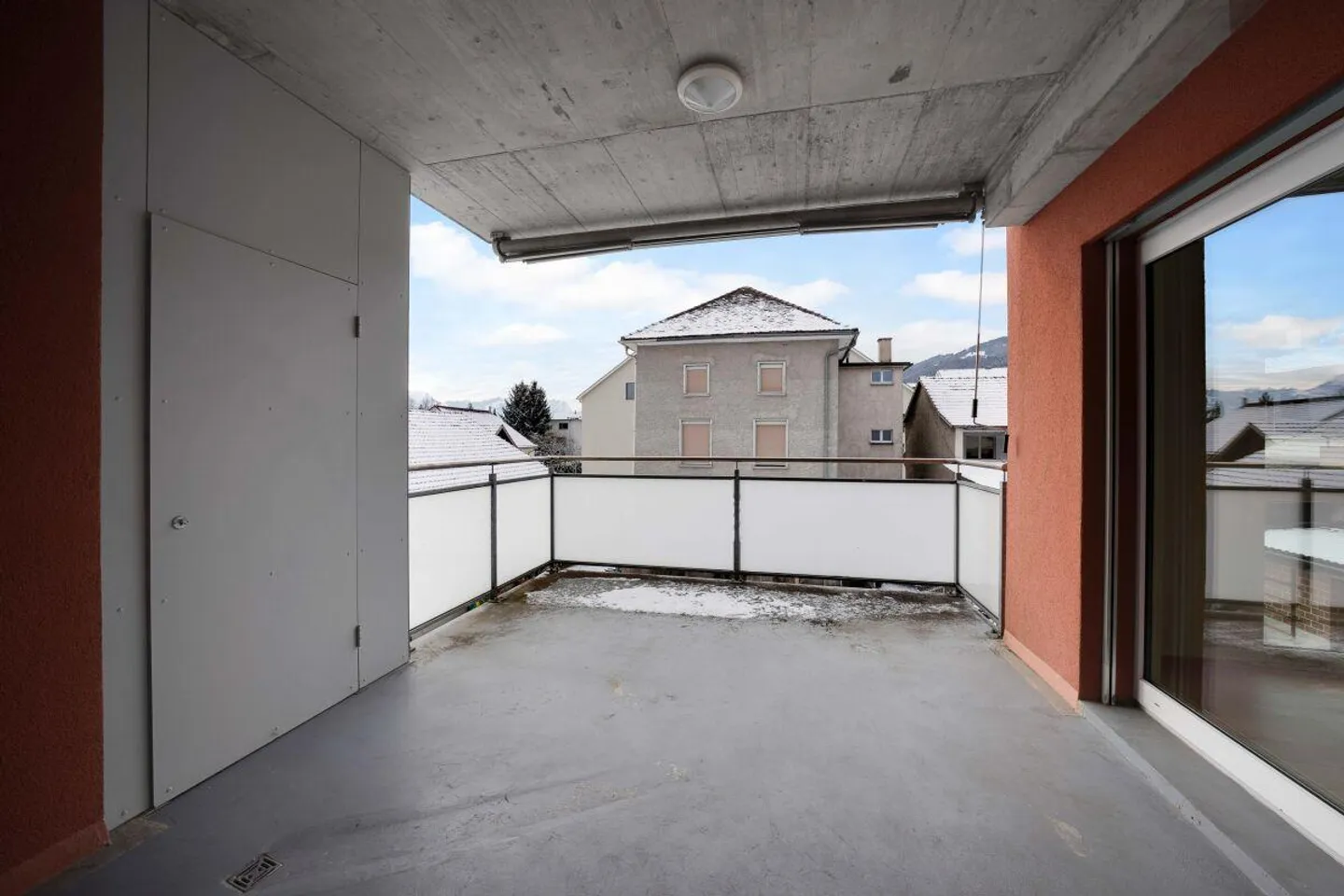 3.5 Room Apartment - Photo 8 of 9