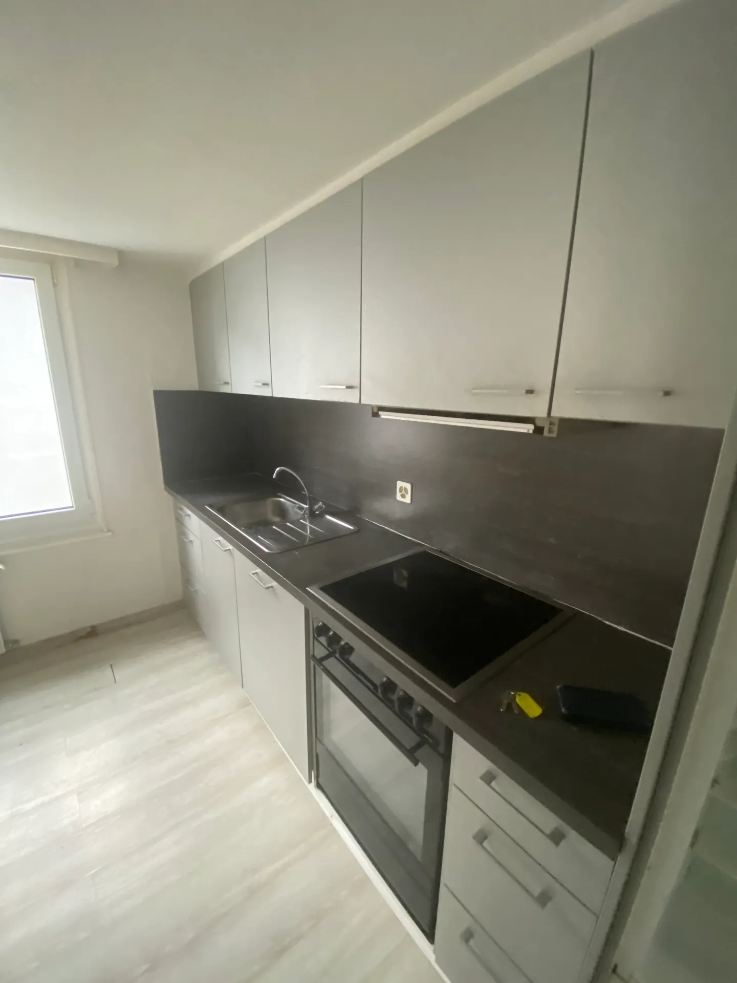 Helle 4.5 Zimmer Wohnung - Foto 2 von 8