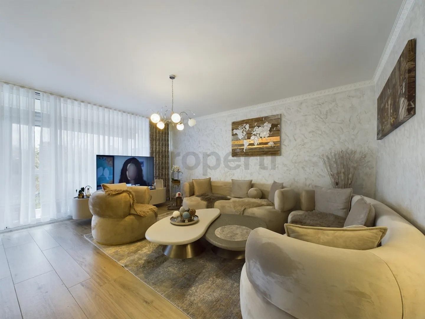 Wohnung mit Terrasse 11 Zimmer - Foto 2 von 8