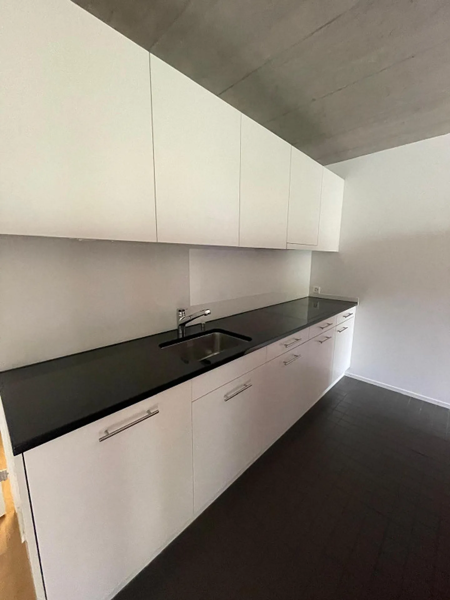 Appartamento moderno e luminoso di 4,5 stanze - Foto 4 di 10