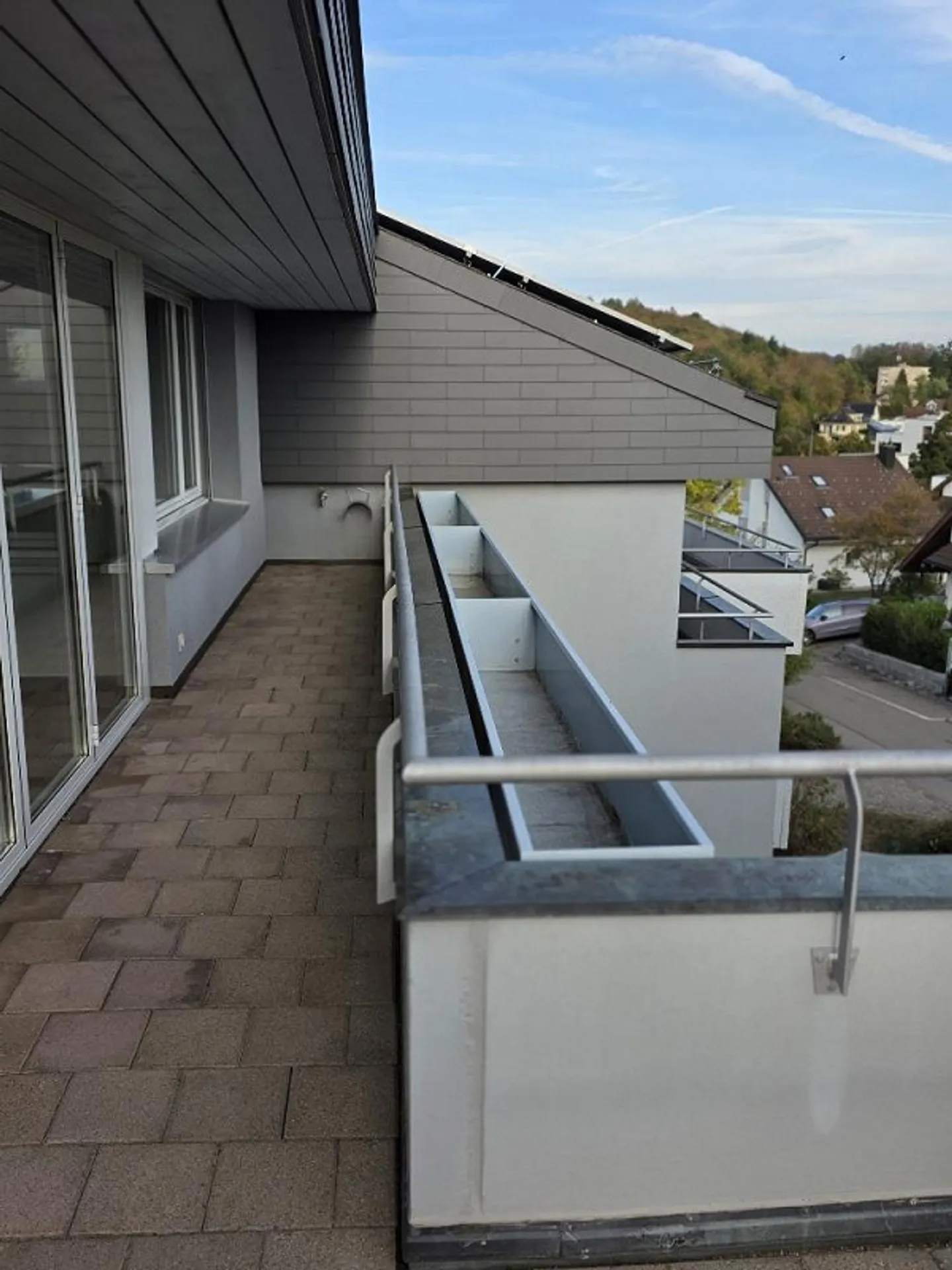 Appartamento affascinante con 5 stanze, giardino d'inverno e grande balcone - Foto 12 di 12