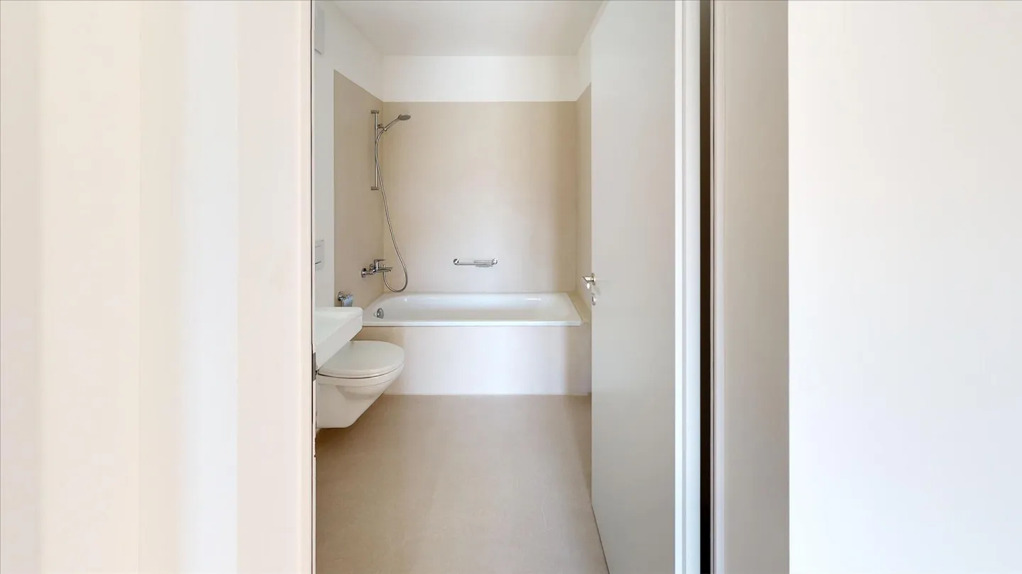 Your new home is waiting for you! - Photo 5 of 7