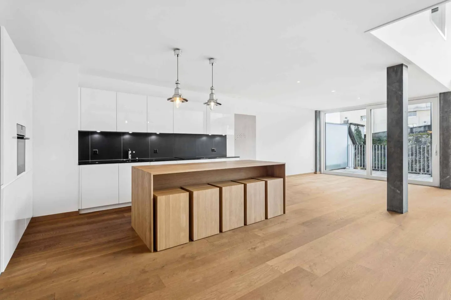 Contemporary Attic at the Gates of Neuchâtel City Center - Photo 1 of 9