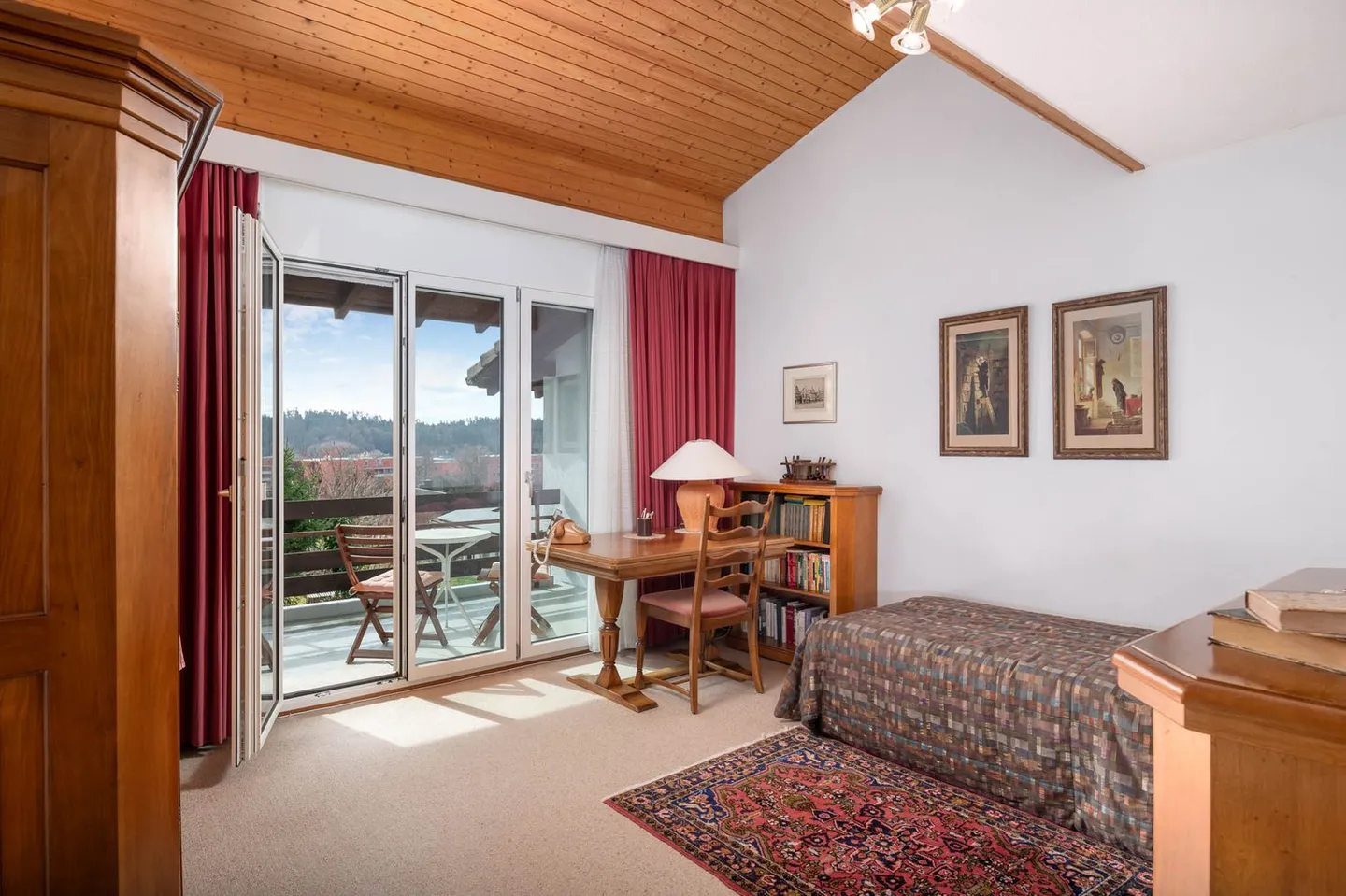 Space Miracle with Garden Idyll: Your New Family Chapter in Bassersdorf! - Photo 3 of 18