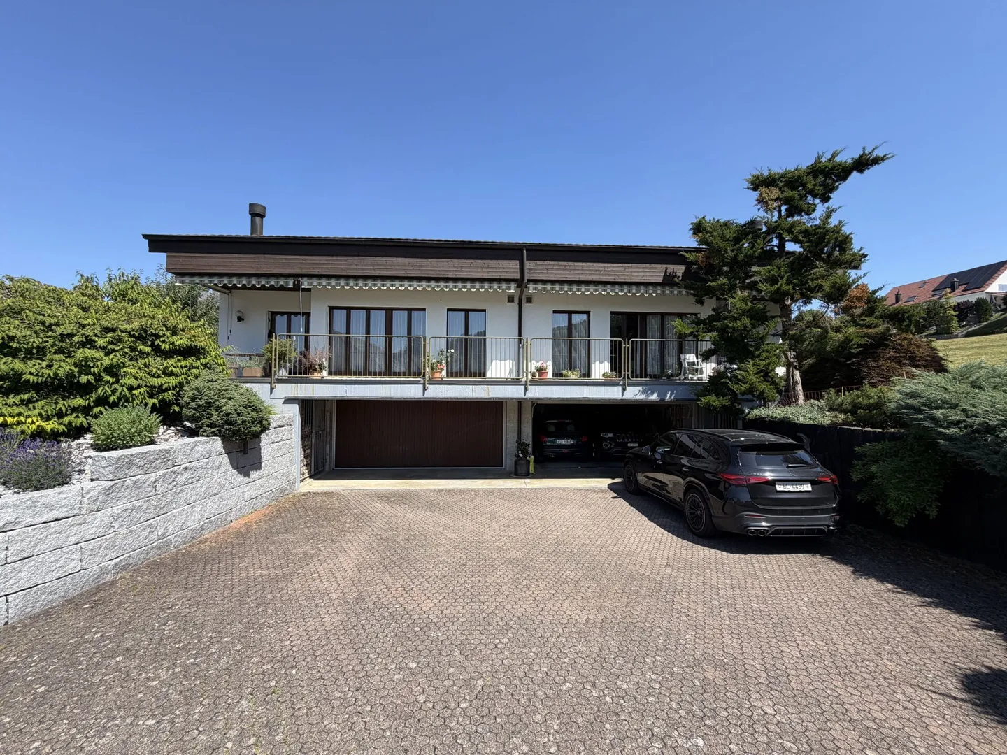 Casa bifamiliare di 5,5 stanze con giardino - Foto 4 di 29