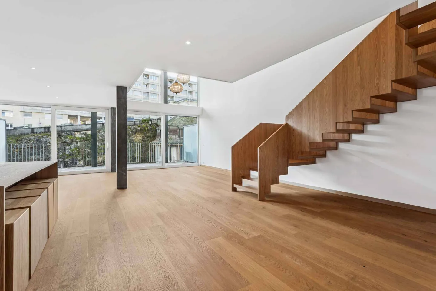 Contemporary Attic at the Gates of Neuchâtel City Center - Photo 4 of 9