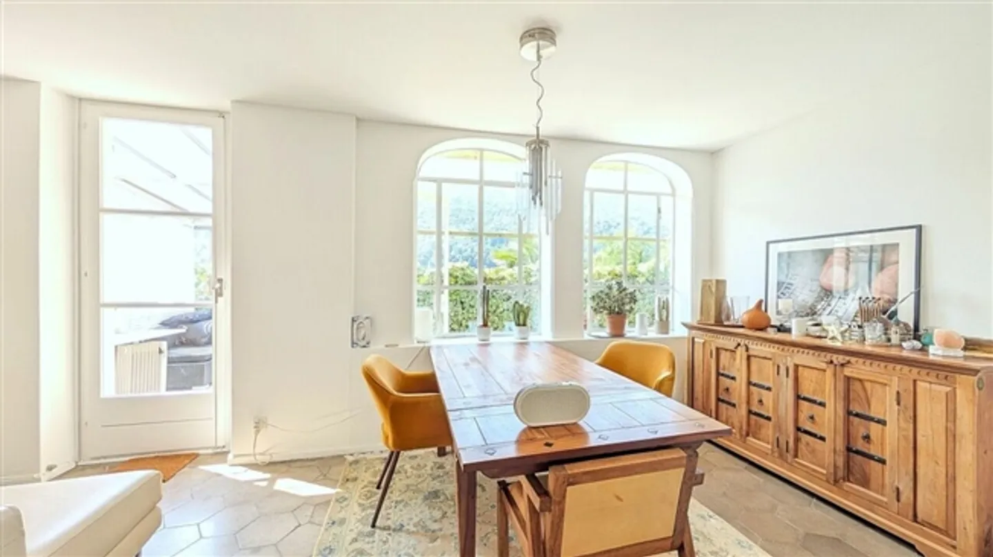 «Charmantes Haus mit Wintergarten und Bergblick» - Foto 2 von 15