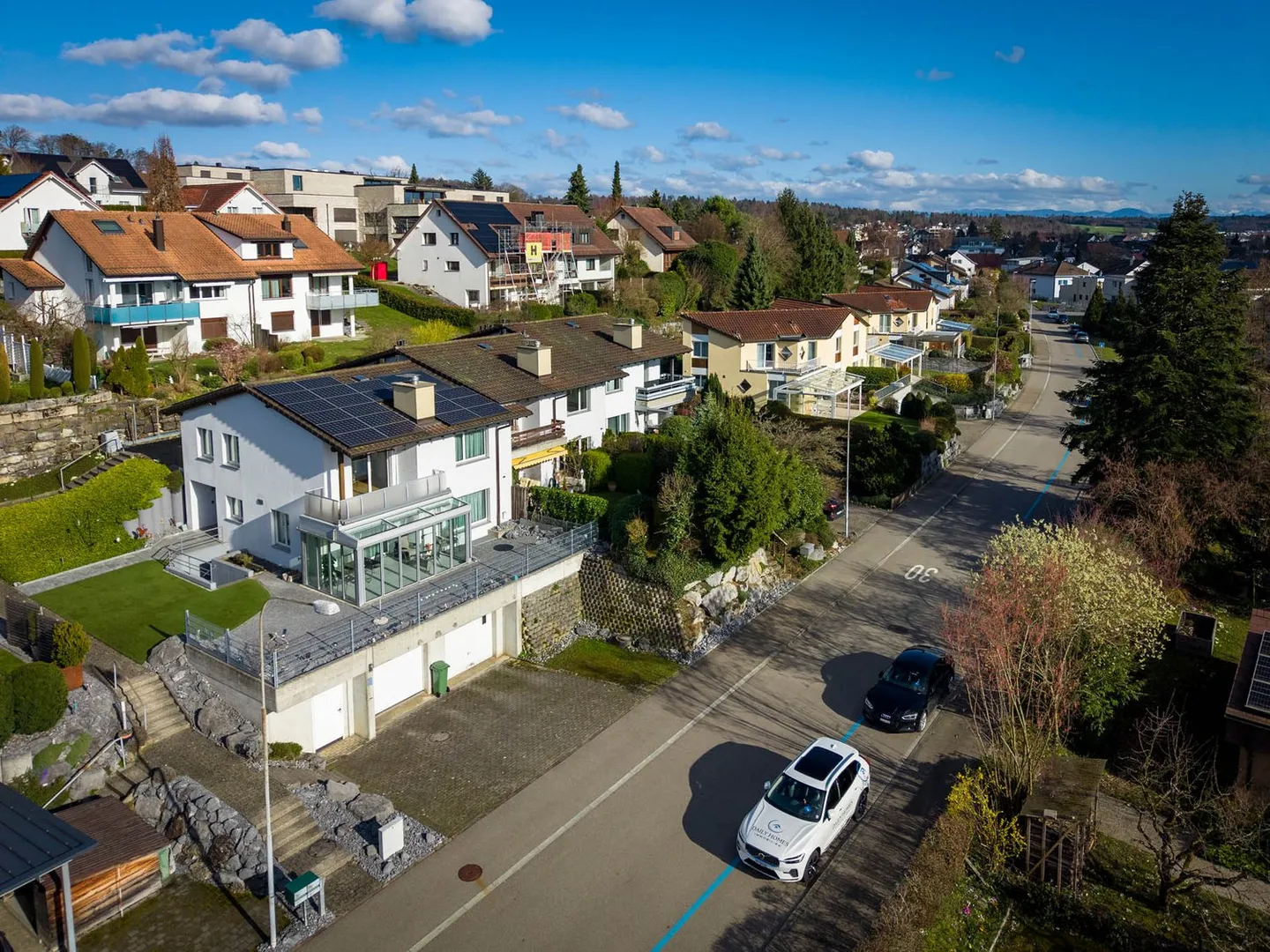 Space Miracle with Garden Idyll: Your New Family Chapter in Bassersdorf! - Photo 17 of 18