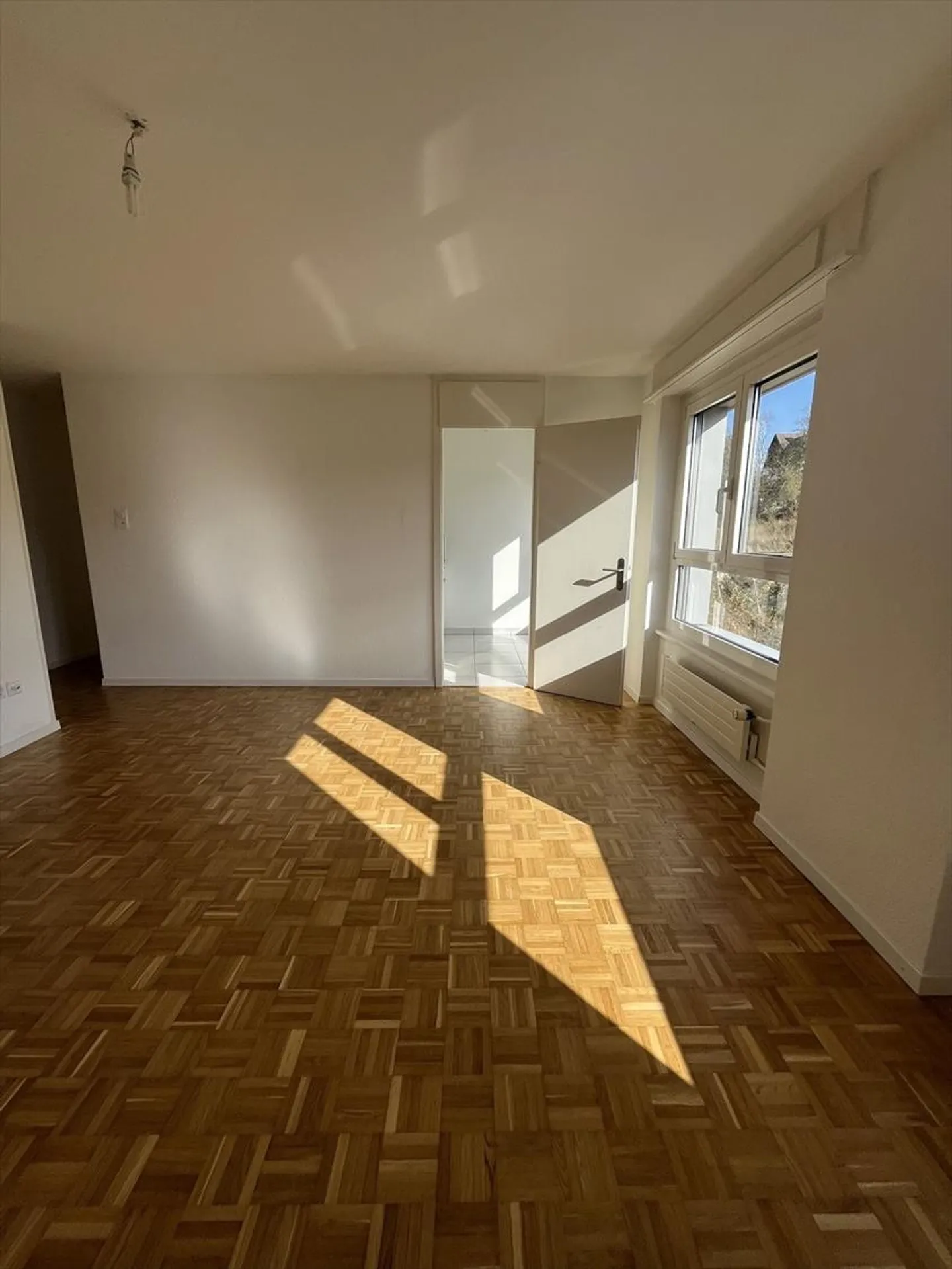 BEL APPARTEMENT DANS UN QUARTIER CALME - Photo 1 sur 6