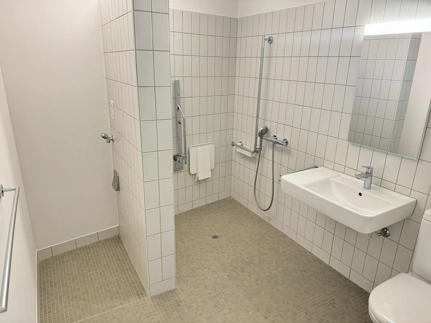 Appartement 3,5 pièces - Vie coopérative à la retraite - Photo 8 sur 10