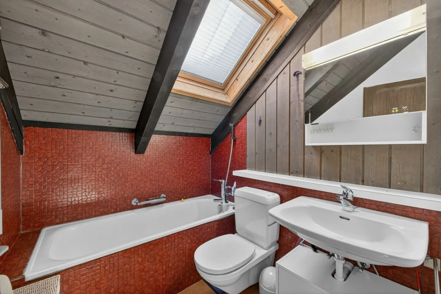 CHARM - GREEN - QUALITY OF LIVING - Photo 7 of 9