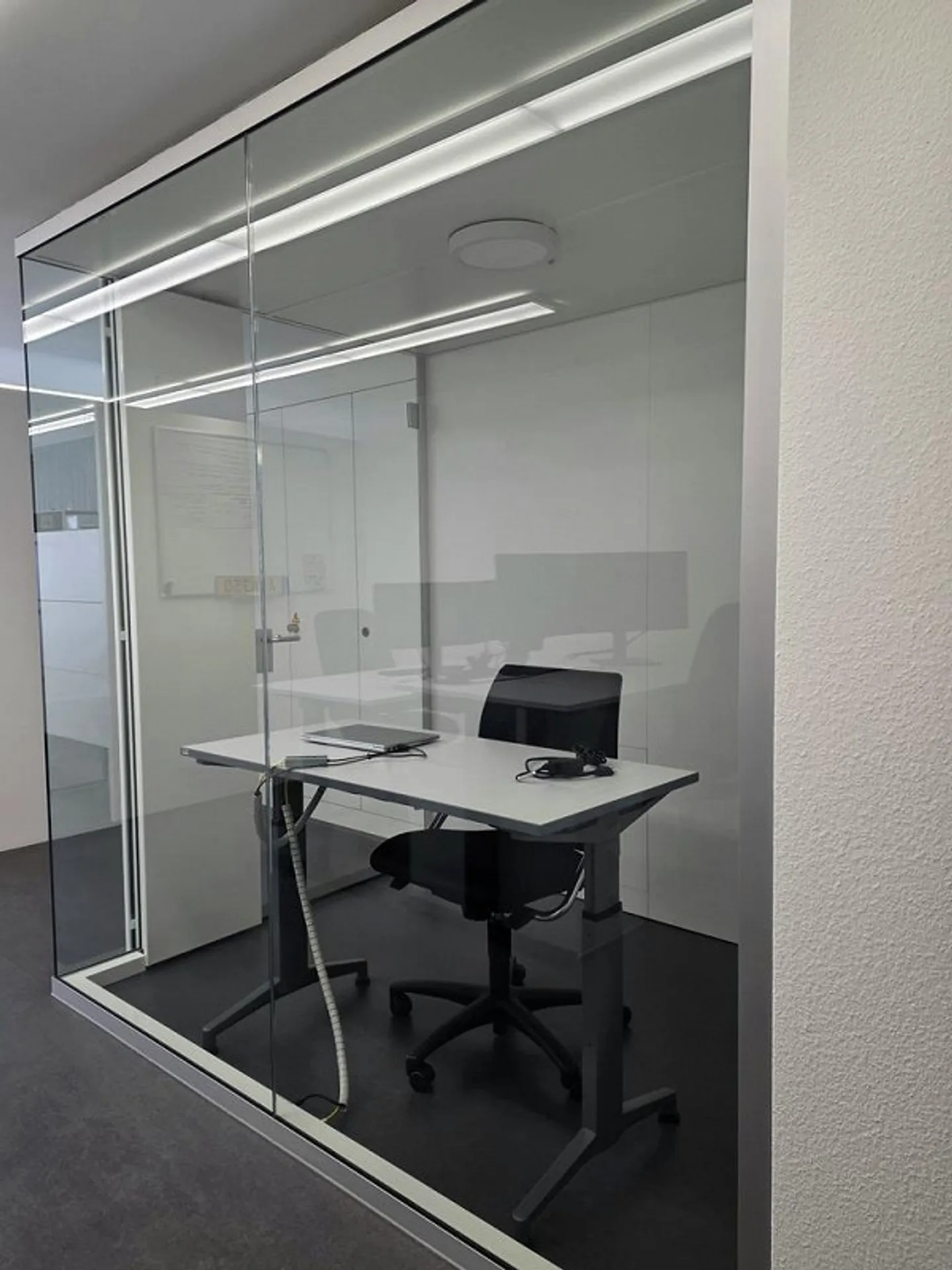 Zentral gelegene Büroräumlichkeiten - Foto 5 von 6