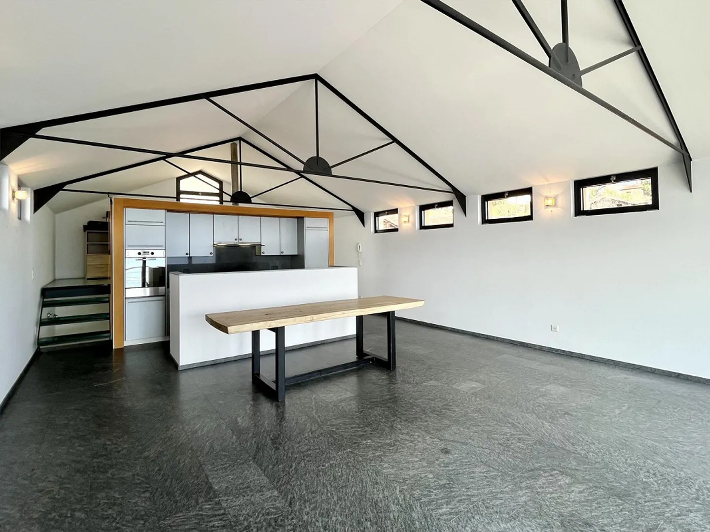 HELLER HAUS 3.5 ZIMMER SEEBLICK + BÜRO IN CADEMARIO - Foto 3 von 10