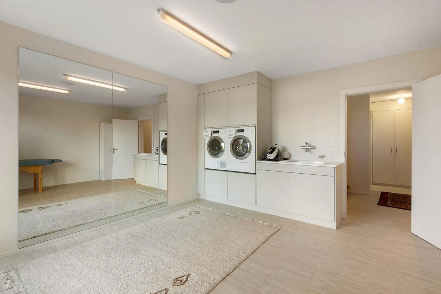 Exklusives Einfamilienhaus in Zürich - Foto 12 von 15