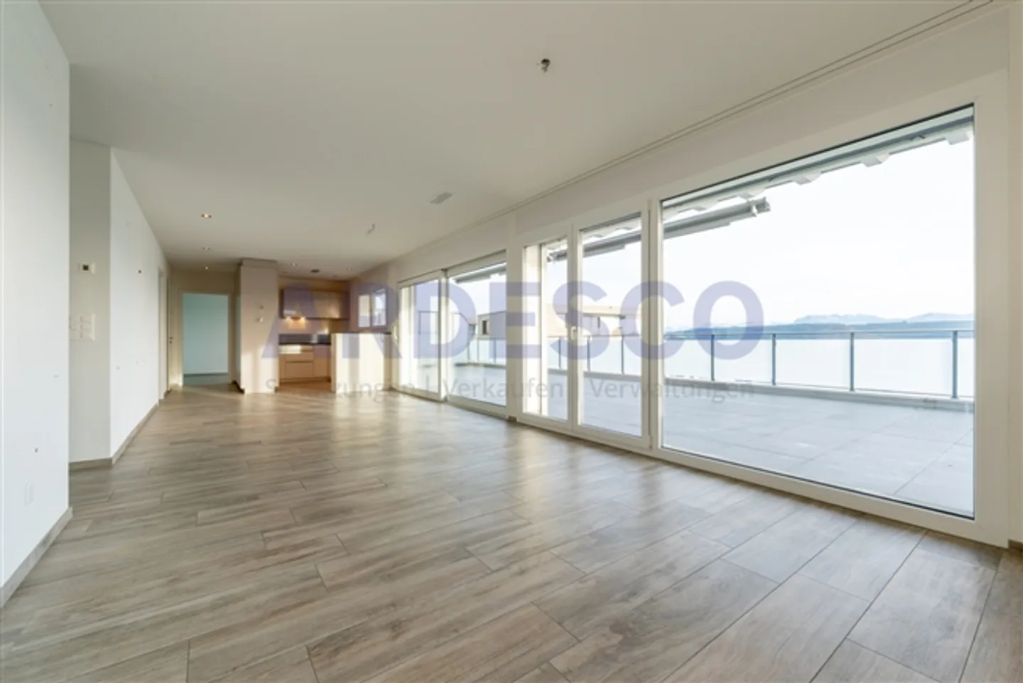 «Attika-Wohntraum !» - Foto 1 von 11