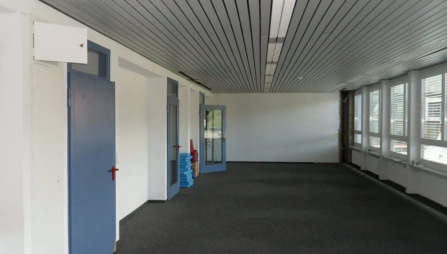 Repräsentative Bürofläche in Birsfelden beim Vitra Center - Foto 4 von 4